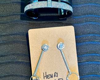 Henri Bendel fashion jewelry