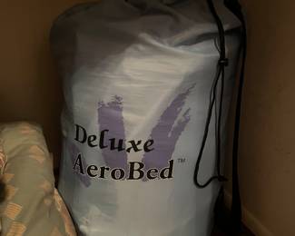 Delux AeroBed 