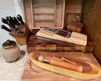 large wood cutting boards, Wustoff knives, steak knives and wood pestals