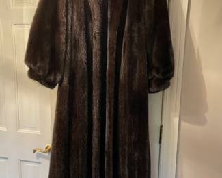 Mink coat - SIZE M (8 - 10)
