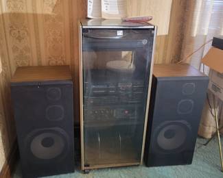 Toshiba  Stereo Plays Great ) Pic#1 