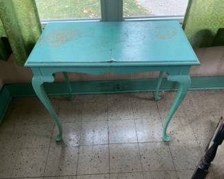 Primitive small table