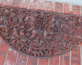 Cast iron door mat