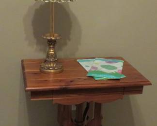 Vintage table - Eastlake style pine
