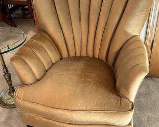 Seashell Accent Chair (LOVE THIS)