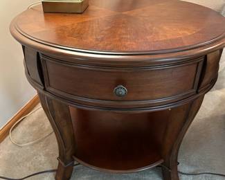 Hooker Furniture Accent Table