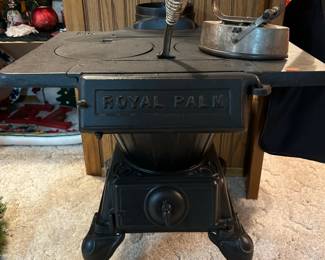 Royal Palm Cast Stove