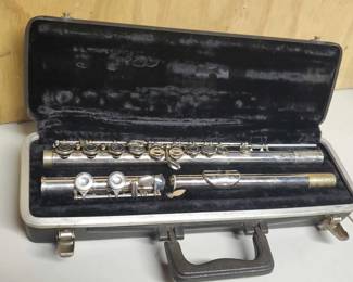Bundy Flute Musical Instrument in Velvet Carrying Case