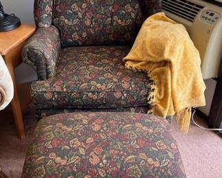 MPS027 Armchair & Matching Ottoman 