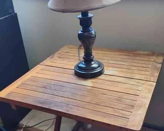 MPS069 - Fold-Away Wooden Utility Table W/Lamp