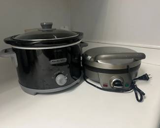MPS085- Cuisnart Waffle Maker & Proctor Silex Slow Cooler