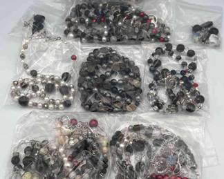 MPS111-Large Lot Of Beaded Necklaces And Earrings 