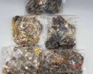 MPS136-Super Set Of Matching Beaded Necklaces And Earrings 