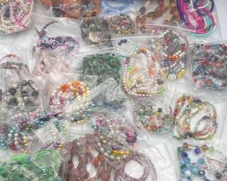 MPS151-Super Box Of Unclasped Beaded Necklaces