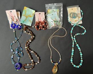 MPS328- Assorted Handcrafted Jewelry 