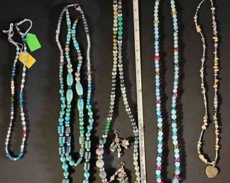 MPS408 - Assorted Handcrafted Jewelry 