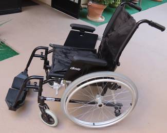 Brand new lightweight turns on a dime Drive wheelchair.