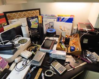 iPad, Amazon Echo, Canon photo printer, Nook.