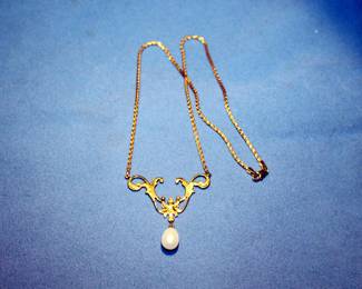 18K Wheat Chain with Pearl Lavalier $650