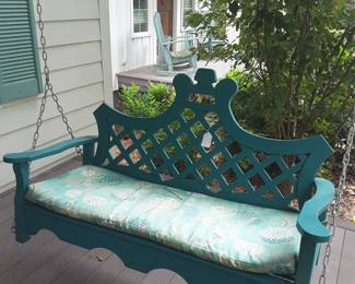 Porch swing