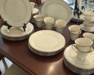 Lenox "Solitaire" china
