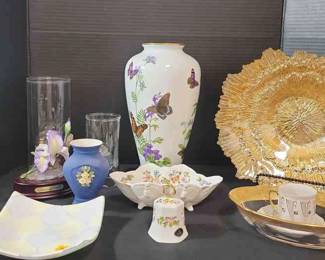 Franklin Porcelain Meadowland Butterfly Vase, Trio Of Clear Glass Oil Lamps And More 