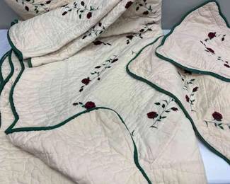 Vintage Homex Queen Size Quilt With Three Pillow Shams