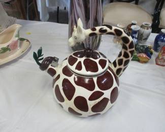 Interesting Giraffe teapot