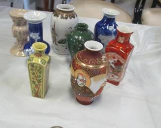 Collection of Asian curio vases, all with some antiquity