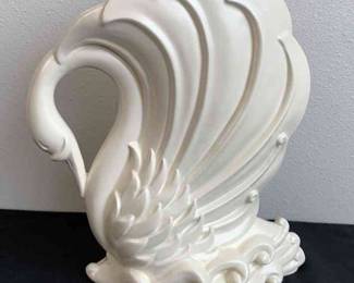 Vintage 12” Vohann Of California Swan Vase