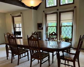 Dining Room Set~$395.00
Comes with 6 chairs & 2 leaves