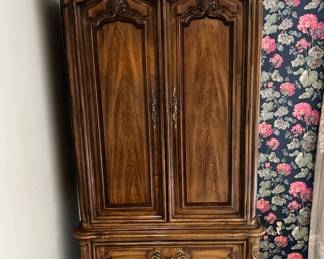 1970’s Thomasville Armoire~$195.00