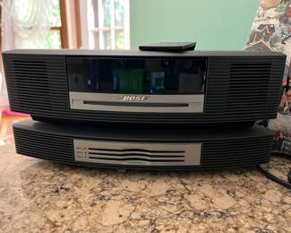 Bose Wave System With CD Changer
$350.00