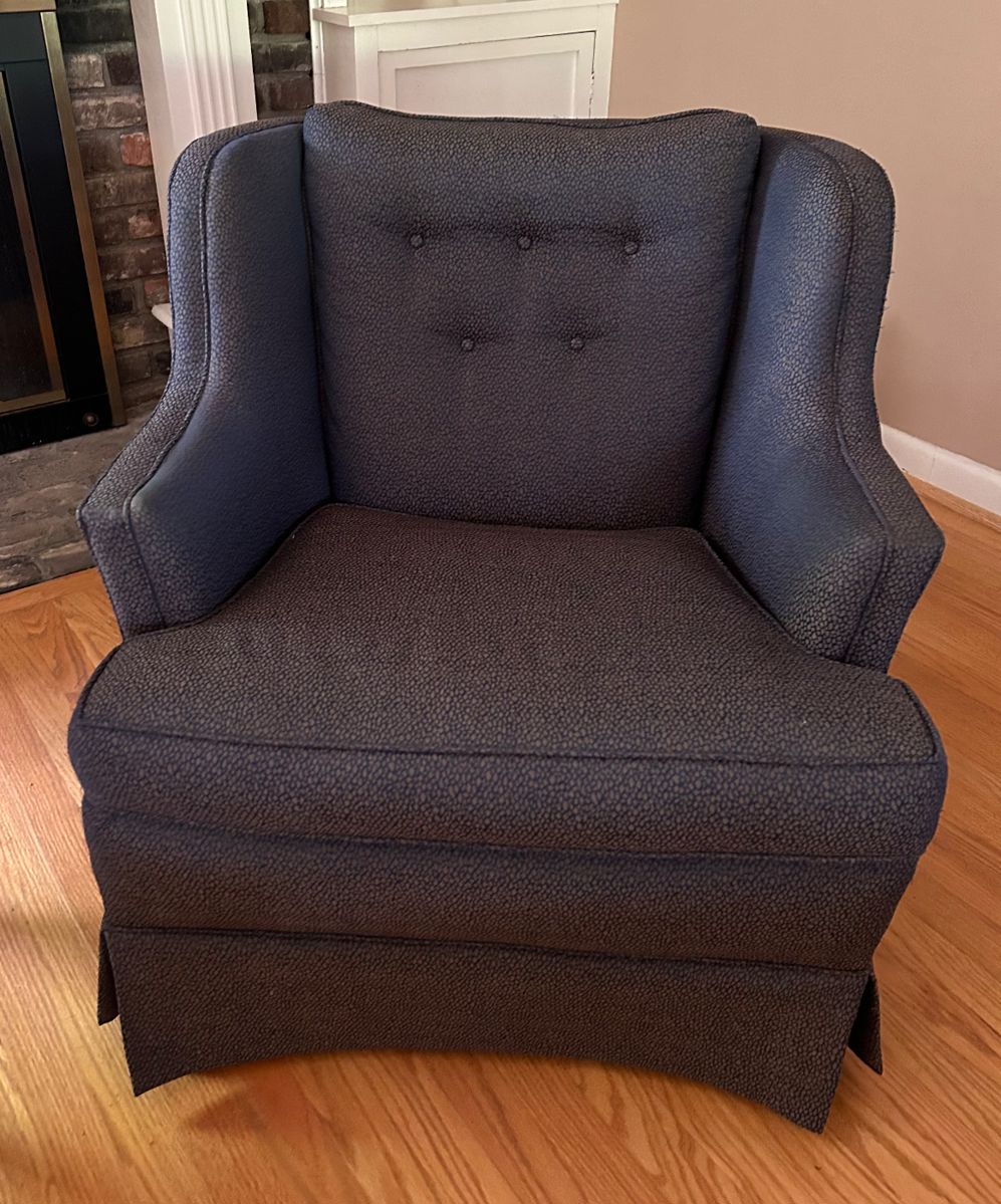 Second navy chair