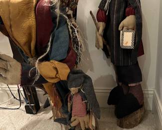 Annie Moon Primitives