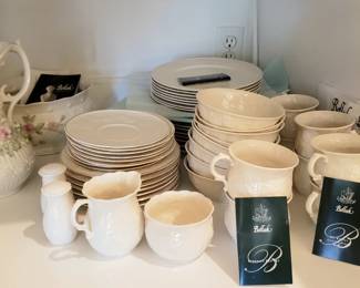 Belleek.................................PLEASE DO NOT EMAIL, TEXT OR CALL 850 508 3755.