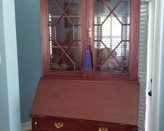 This is a lighter color of the Large Stunning Desk in Master Bedroom