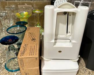 Small kitchen appliances