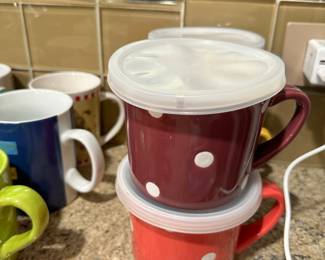 Mugs with lids