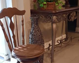 Antique piano chair with adjustable seat