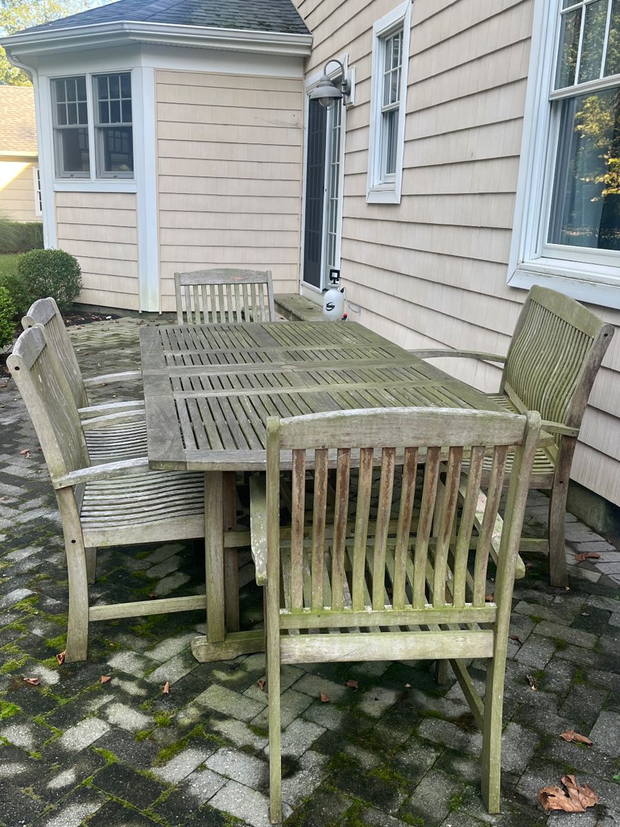 Blackswans Estate Sale Rumson starts on 9/21/2023