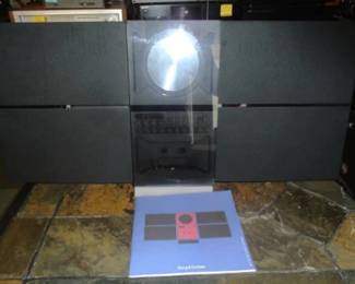 B&O BEOSOUND 2000 AM-FM CD PLAYER