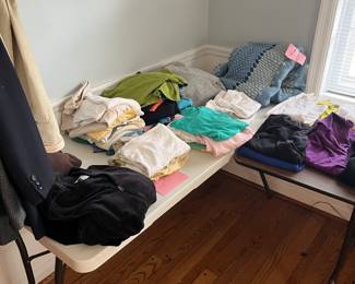 Women’s size M clothing 