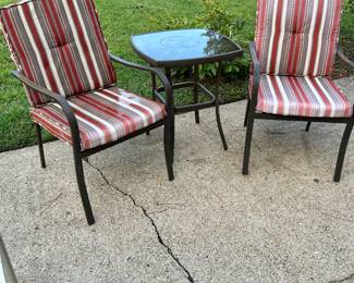 Outdoor set. Table & two chairs.