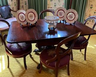 Early drop leaf table