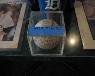 1970 Detroit Tigers Autographed Ball