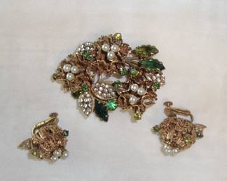 VINTAGE VENDOME - GORGEOUS! 