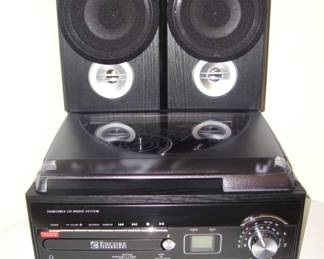 BRAND NEW STEREO - HAS BEEN STORED IN ORGINAL BOX