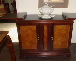 MID-CENTURY CHINOISERIE SERVER/BUFFET