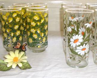 MID-CENTURY GLASSWARE